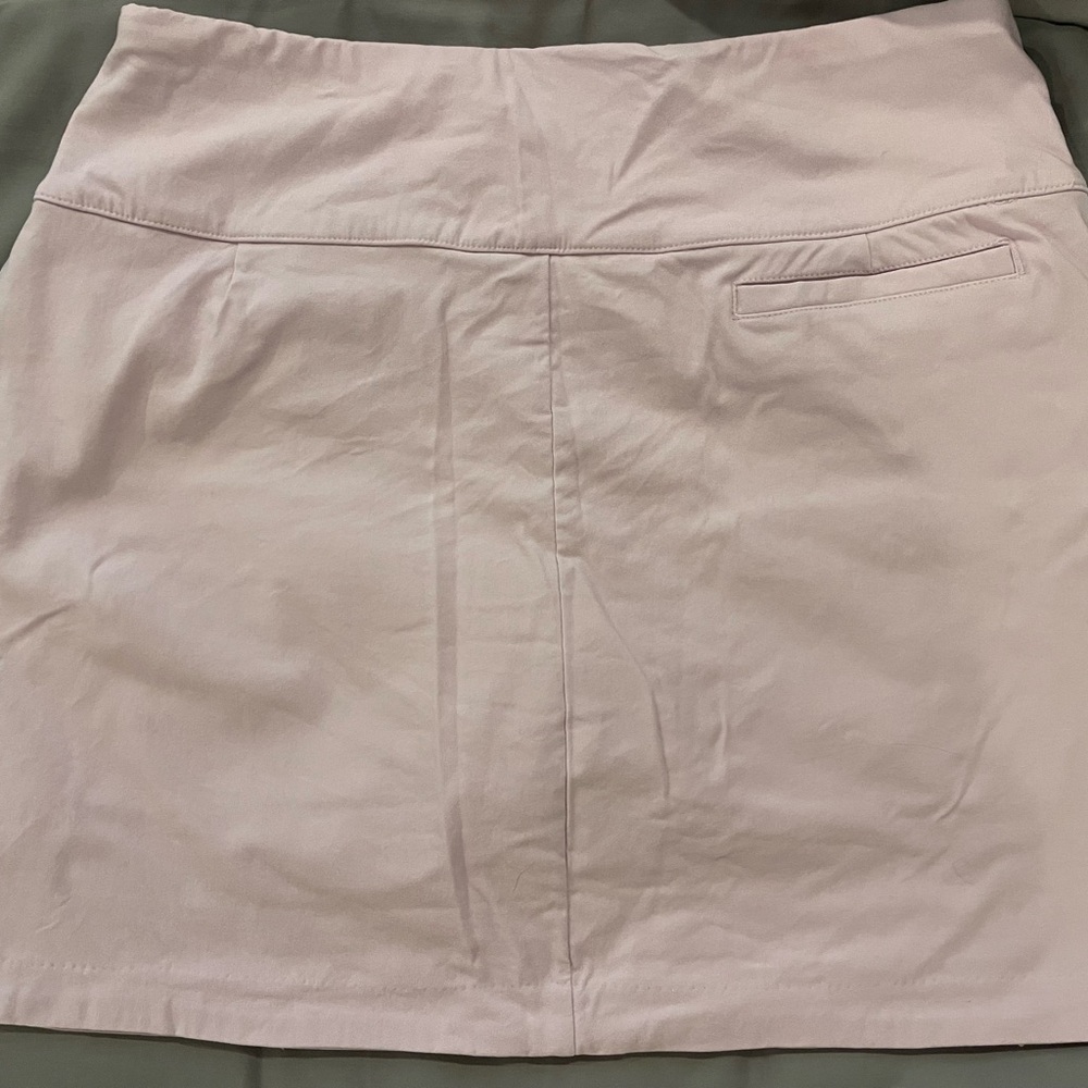 Woman’s 17” sculpt golf skort high waist with outside pockets
